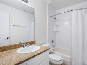7110 S Gaylord Street M9, Centennial CO 80122