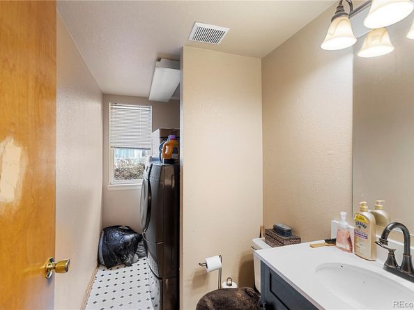2438 S Zeno Street, Aurora CO 80013