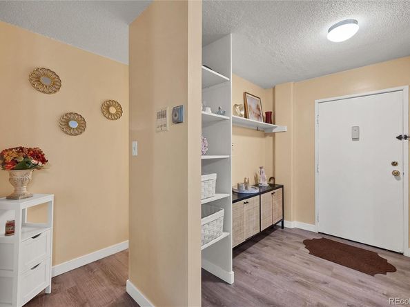 2281 S Vaughn Way 111A, Aurora CO 80014