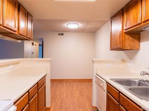 901 S Zeno Way 102, Aurora CO 80017