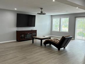 7242 S Rome Street, Aurora CO 80016