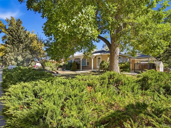 2300 Bell Court, Lakewood CO 80215