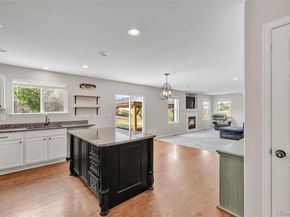 5247 S Riviera Circle, Aurora CO 80015