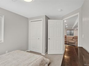 5247 S Riviera Circle, Aurora CO 80015
