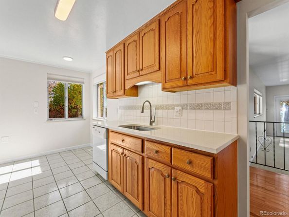 10560 W 23rd Place, Lakewood CO 80215