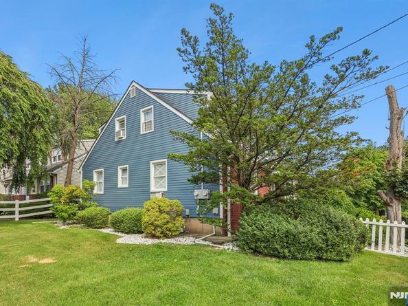 67 Knapp Place, Englewood NJ 07631