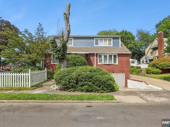 67 Knapp Place