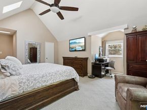 323 E Oakdene Avenue, Leonia NJ 07605