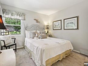 323 E Oakdene Avenue, Leonia NJ 07605