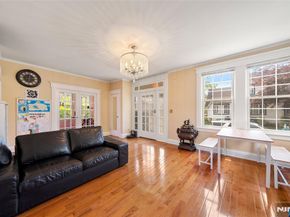 3 Drury Lane, Fort Lee NJ 07024