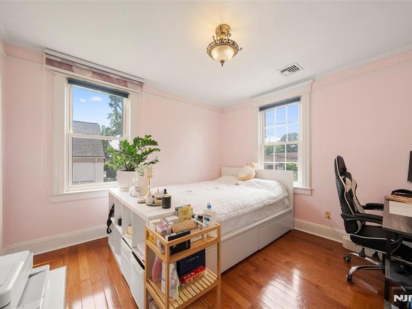 3 Drury Lane, Fort Lee NJ 07024