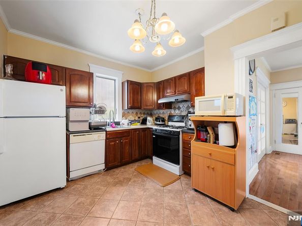 3 Drury Lane, Fort Lee NJ 07024