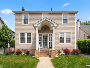 3 Drury Lane, Fort Lee NJ 07024