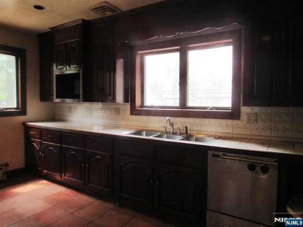 300 Windsor Road, Englewood NJ 07631