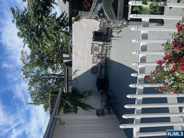 219 7th Street, Fairview NJ 07022