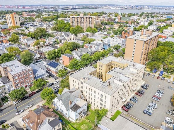 68 Danforth Avenue, Jersey City NJ 07305