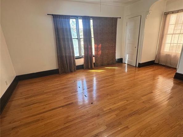 68 Danforth Avenue, Jersey City NJ 07305