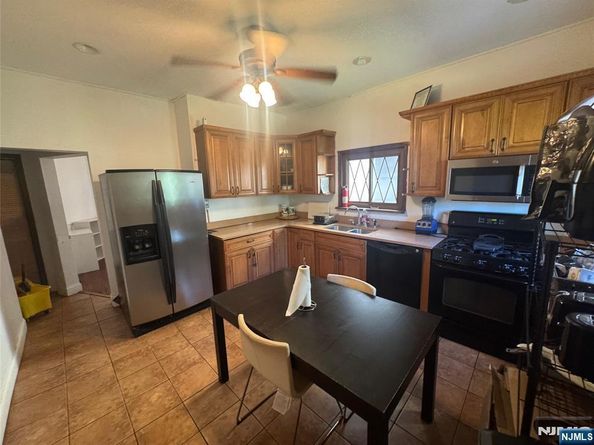 68 Danforth Avenue, Jersey City NJ 07305