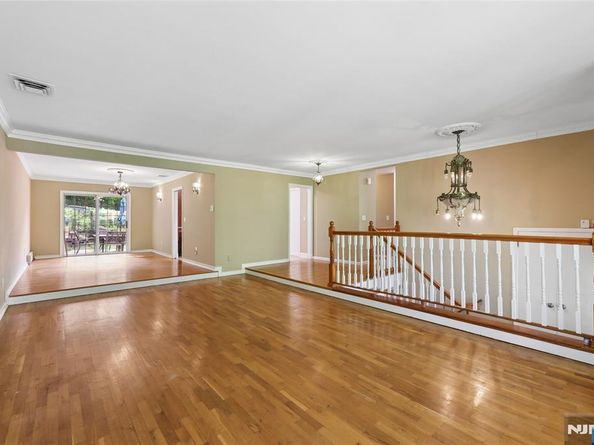 51 Anderson Avenue, Englewood Cliffs NJ 07632