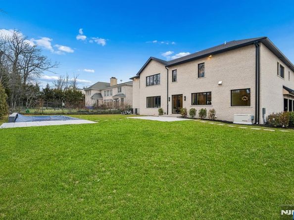 50 Roberts Road, Englewood Cliffs NJ 07632