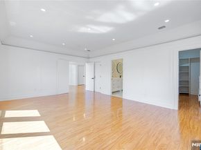 1080 River Road, Edgewater NJ 07020