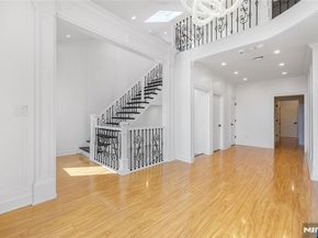 1080 River Road, Edgewater NJ 07020