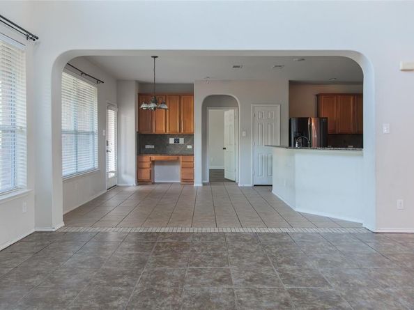 662  OAK CREEK Drive , Cedar Hill Texas 75104