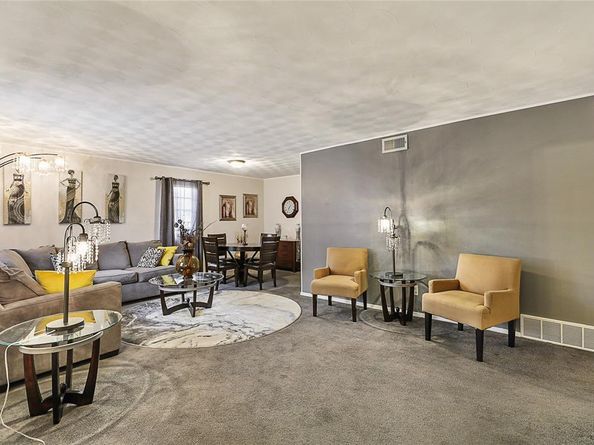 2825  Warren Avenue , Dallas Texas 75215