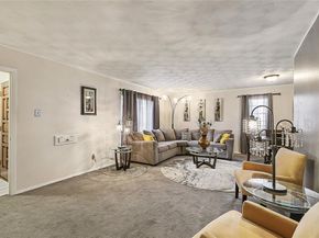 2825  Warren Avenue , Dallas Texas 75215