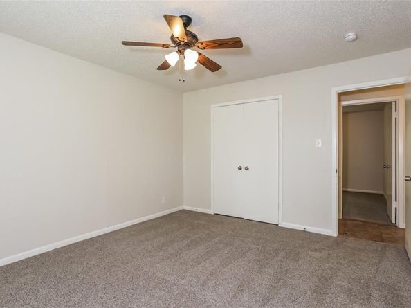 1209  Pin Oak Drive , Denton Texas 76209