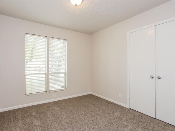 1209  Pin Oak Drive , Denton Texas 76209