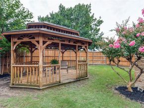 6404  Camille Avenue , Dallas Texas 75252
