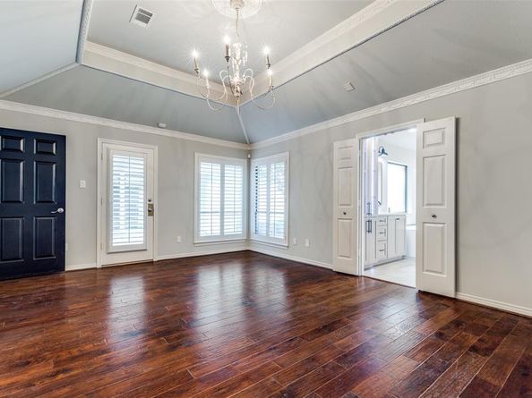 6404  Camille Avenue , Dallas Texas 75252