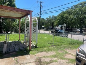 366 S St Augustine Drive , Dallas Texas 75217
