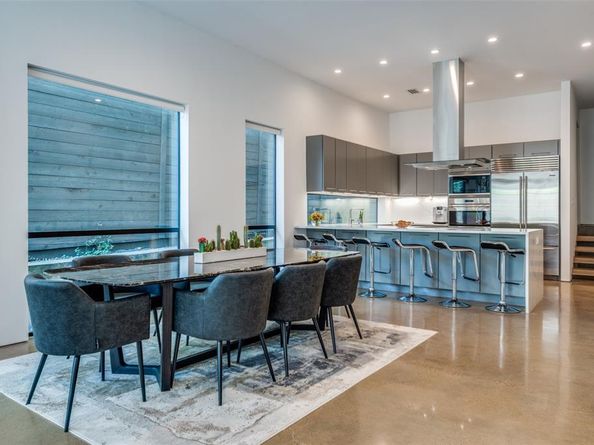 4224  Buena Vista  , Dallas Texas 75205
