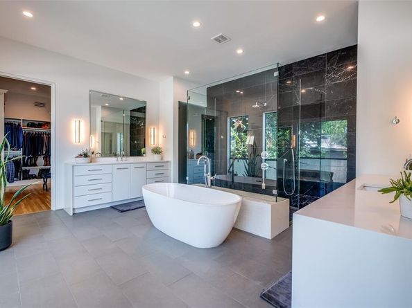 4224  Buena Vista  , Dallas Texas 75205
