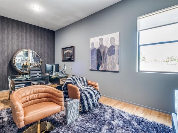 4224  Buena Vista  , Dallas Texas 75205