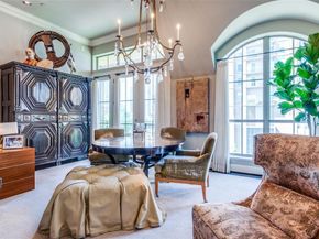 2300  Leonard Street  509, Dallas Texas 75201