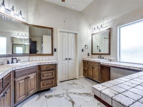 1201  Rollie Michael Lane , Fort Worth Texas 76179