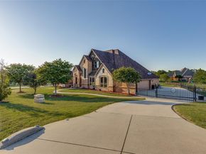 1201  Rollie Michael Lane , Fort Worth Texas 76179
