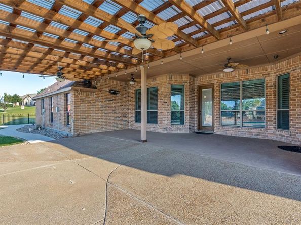 1201  Rollie Michael Lane , Fort Worth Texas 76179