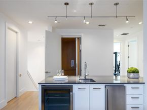 6446  Prestonshire Lane , Dallas Texas 75225