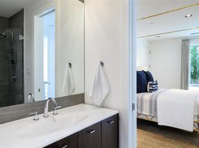 6446  Prestonshire Lane , Dallas Texas 75225