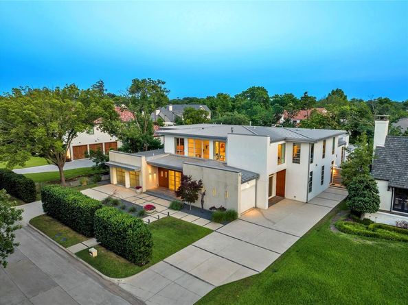 6446  Prestonshire Lane , Dallas Texas 75225