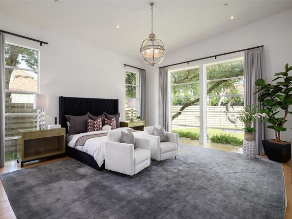 6446  Prestonshire Lane , Dallas Texas 75225