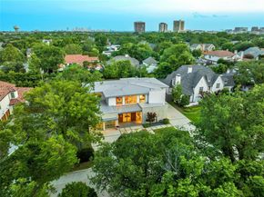 6446  Prestonshire Lane , Dallas Texas 75225