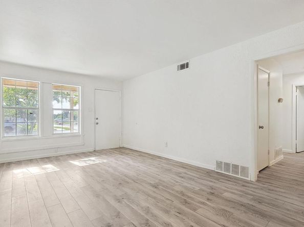 12623  Rialto Drive , Dallas Texas 75243