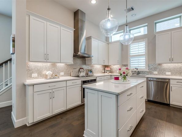 5917  Evening Star Place , Dallas Texas 75235