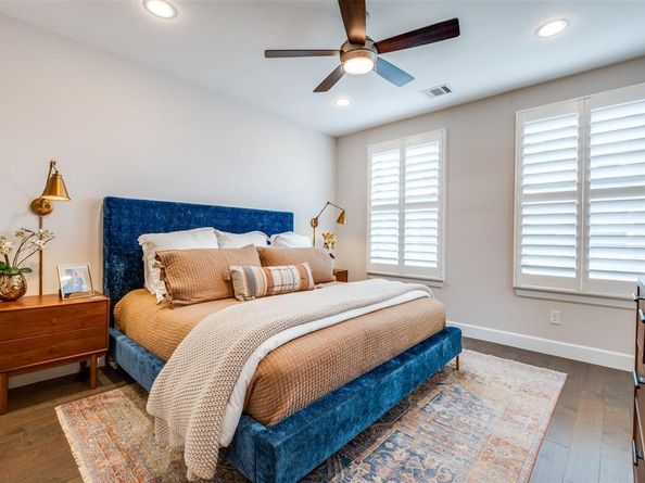 5917  Evening Star Place , Dallas Texas 75235