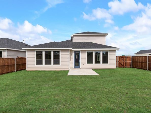 700  Marcus Lane , Crowley Texas 76036